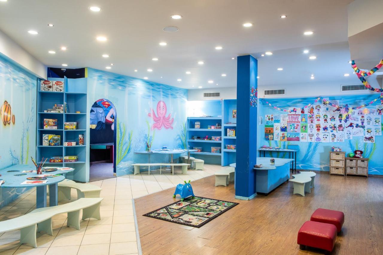 Vert Hotel Eilat By Afi Hotels Esterno foto The interior of the Children's Museum of Oakville
